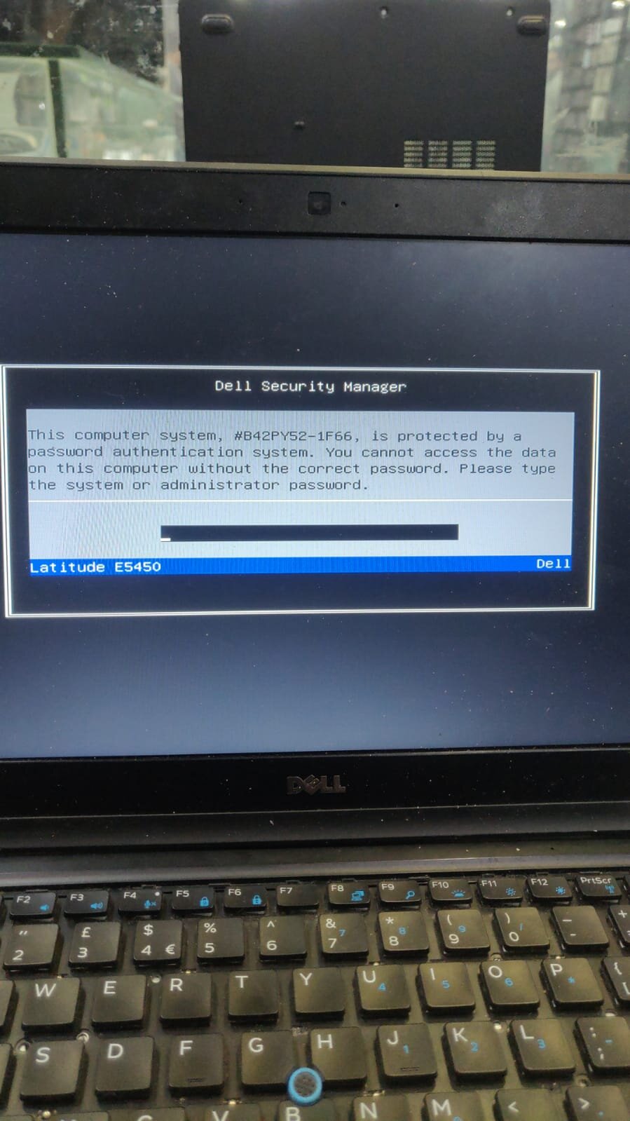 dell 5450 locked.jpg